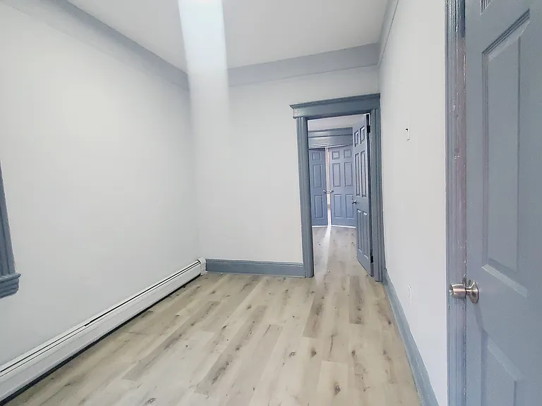 112 Neptune Ave #3L — Photo 3