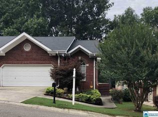 412 Creekview Cir, Gardendale, AL 35071