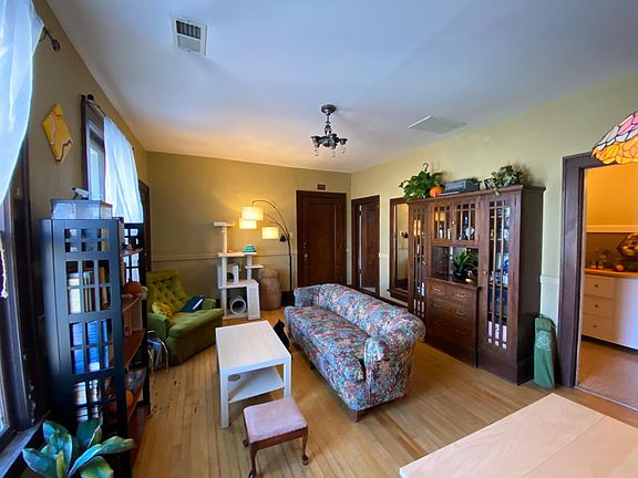 5th image of 931 13th St #11