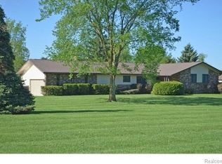 4610 Clyde Rd, Howell, MI 48855