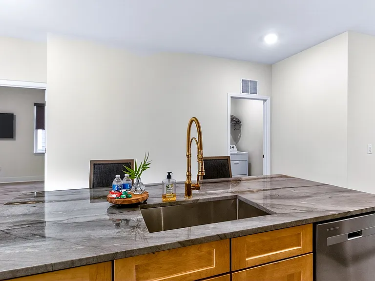 806 Dorset Stream Dr — Photo 10