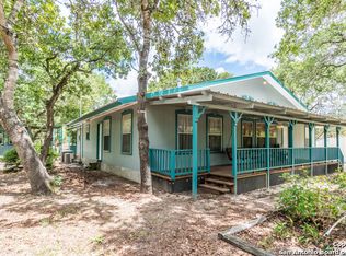 224 Lost Trl, La Vernia, TX 78121