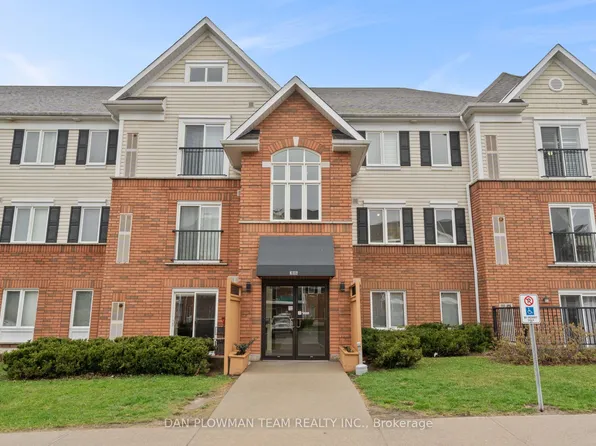 306 Spillsbury Dr #209, Peterborough, ON K9K 0B5
