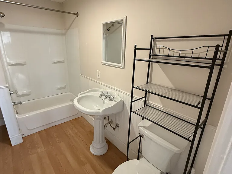 595 Chestnut St #1 — Photo 19