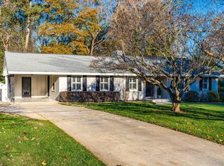 3608 Fernwood Dr, Raleigh, NC 27612