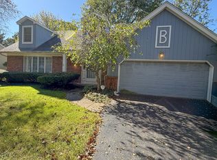 7839 Hedingham Rd, Sylvania, OH 43560