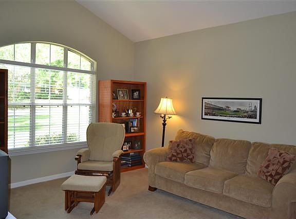 2nd image of 3469 Welwyn Way