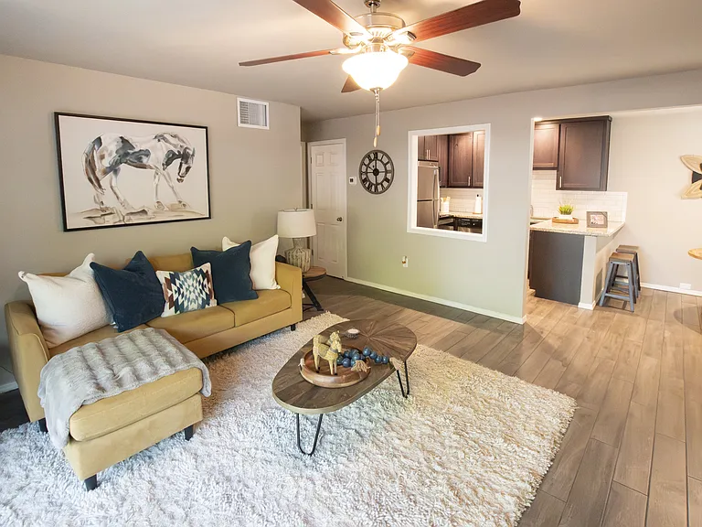 Selby Ranch Apartment Homes — Photo 14