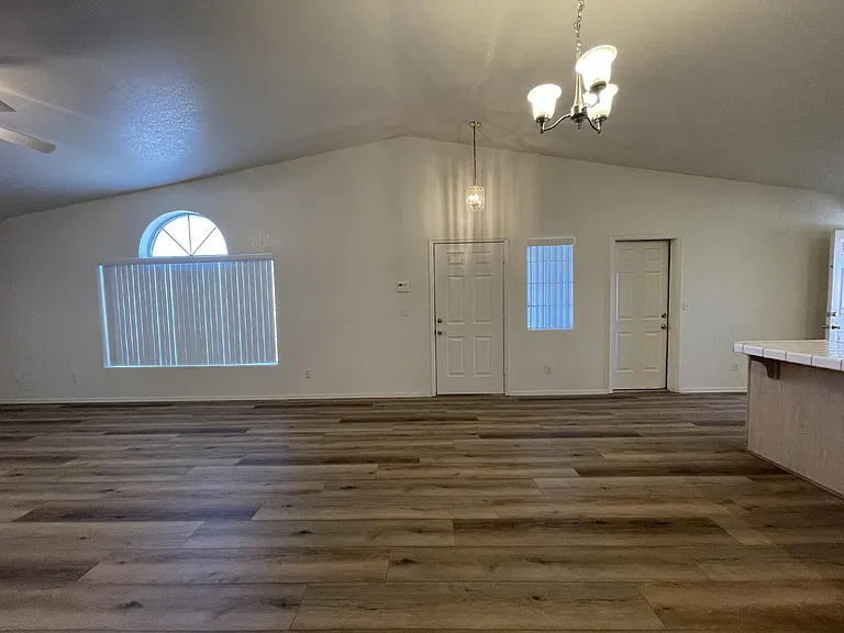 4072 S Cassidy Dr — Photo 4