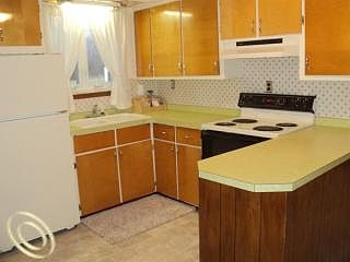 4th image of 24185 Dugan Dr