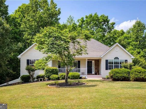 4255 Longmont Dr, Cumming, GA 30028