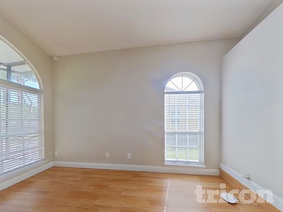 3rd image of 10629 Satinwood Cir