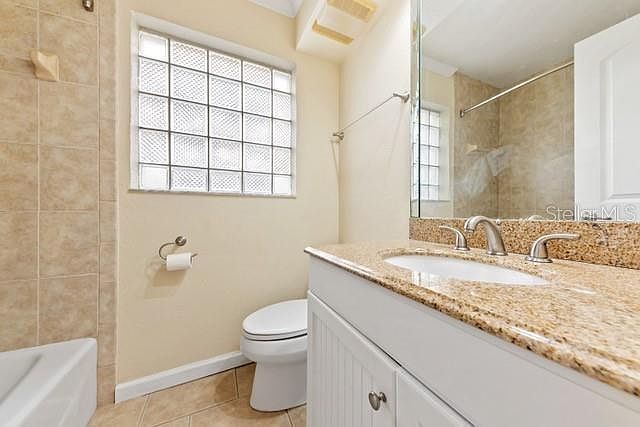1st image of 2677 Saint Josephs Dr E #D