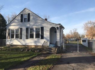 1305 Kensington Dr, Ann Arbor, MI
