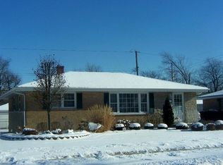 913 N Dwiggins St, Griffith, IN 46319