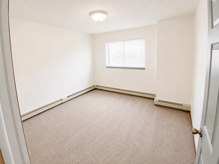 315 4th Ave S #103 — Photo 7