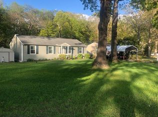 9201 Lost Forest Dr, North Chesterfield, VA 23237