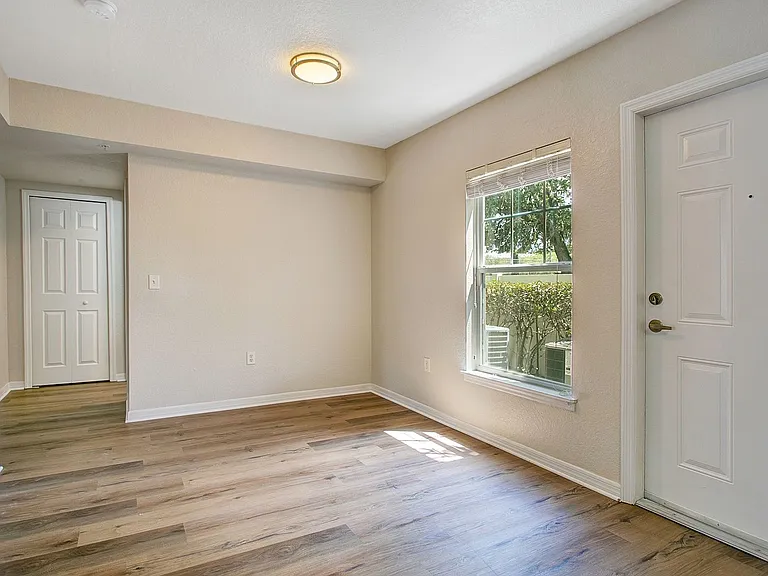 3656 N Goldenrod Rd — Photo 25