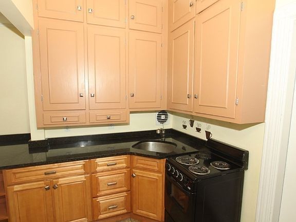 4th image of 278 Lafayette St #3-1