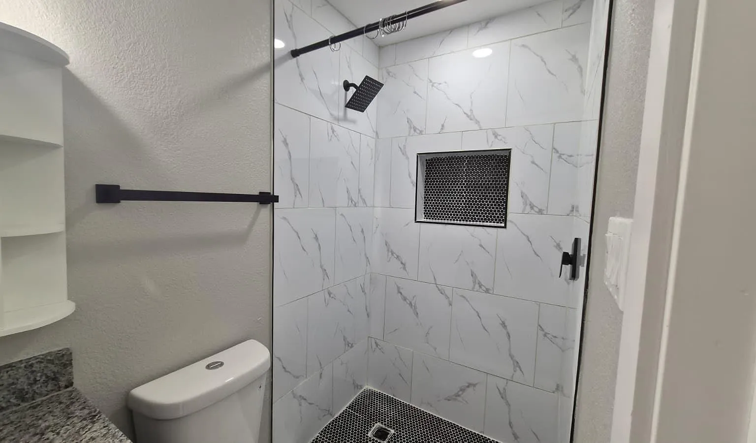 3 bed, 2.0 bath, $1,595 — Photo 4