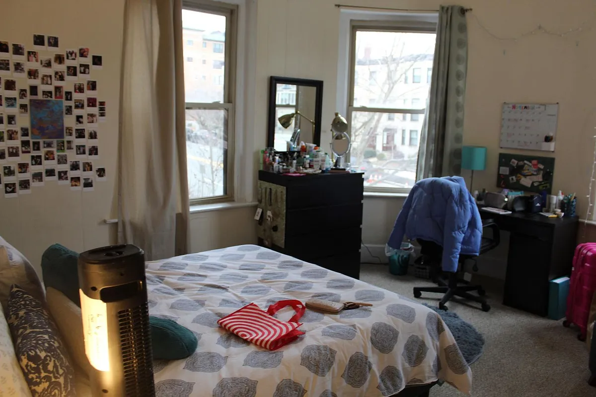 Building Photo - 923 Beacon St #3