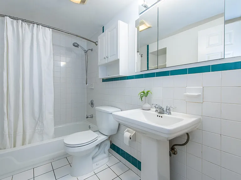 61 Bright St #B — Photo 6