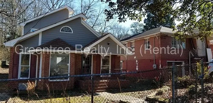 401 Illinois Ave NW photo 1