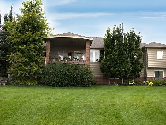 2nd image of 665 Harvest Dr