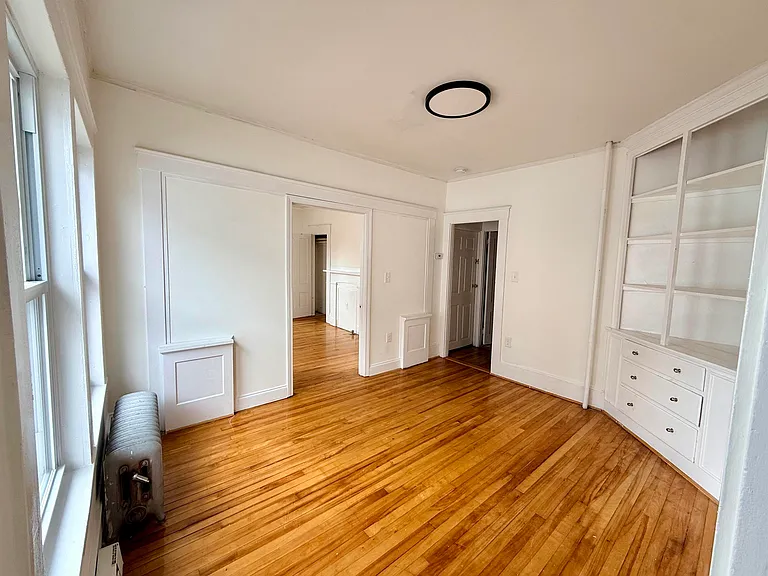 28 Brook St #2 — Photo 12