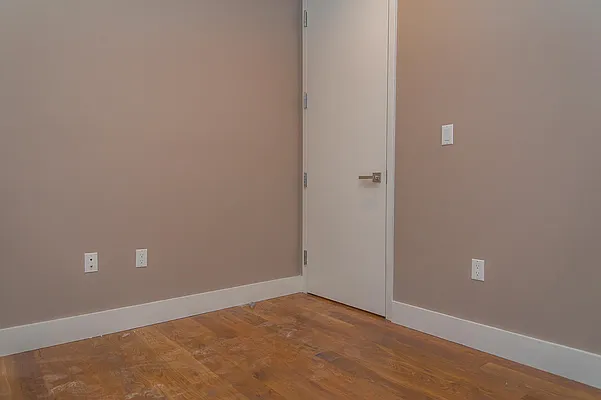 Rented by Nooklyn NYC LLC | media 32