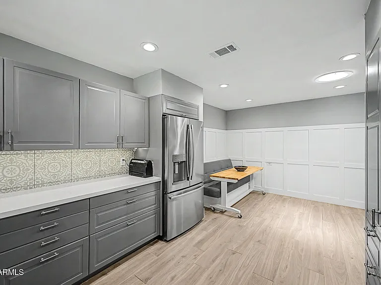 139 E Heather Ave — Photo 11