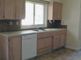 2008 Carmel Ave, Eugene, OR 97401