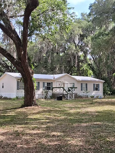 4302 County Road 508 Photo 1