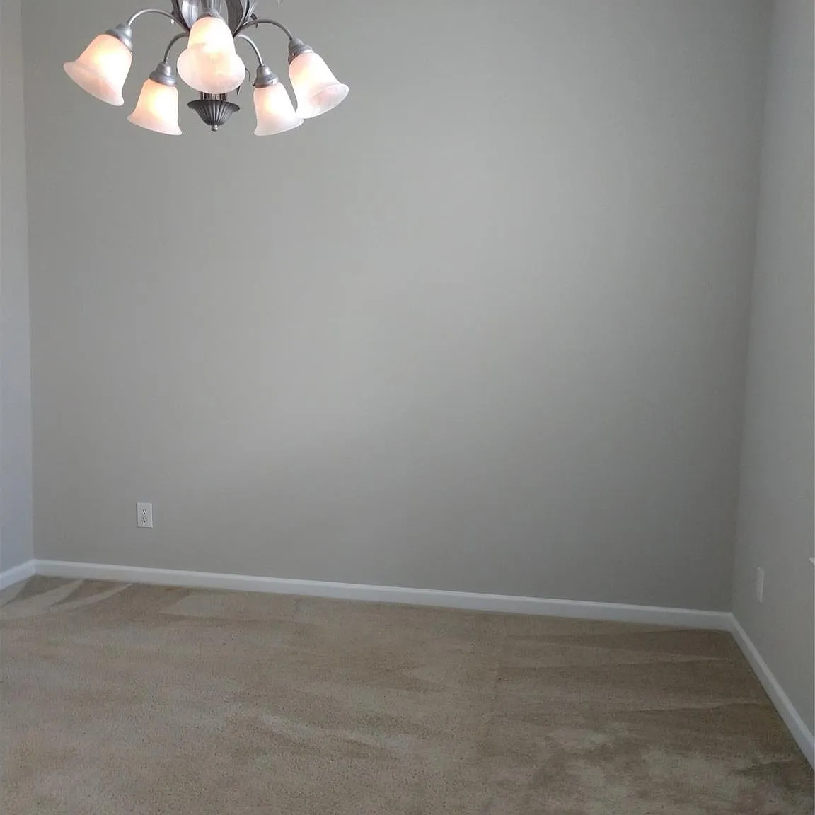 3 bed, 2.0 bath, 1945 sqft, $2,500 — Photo 4