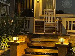 1708 E Vineyard St, Wailuku, HI 96793