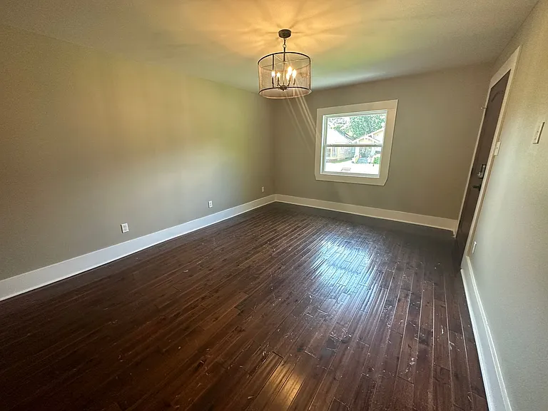 224 E Prospect St — Photo 3