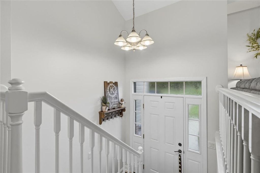 96 James St, Lemont Furnace, PA - View 2