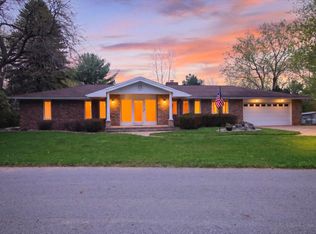 410 Orchard Ct, Saint Louis, MI 48880
