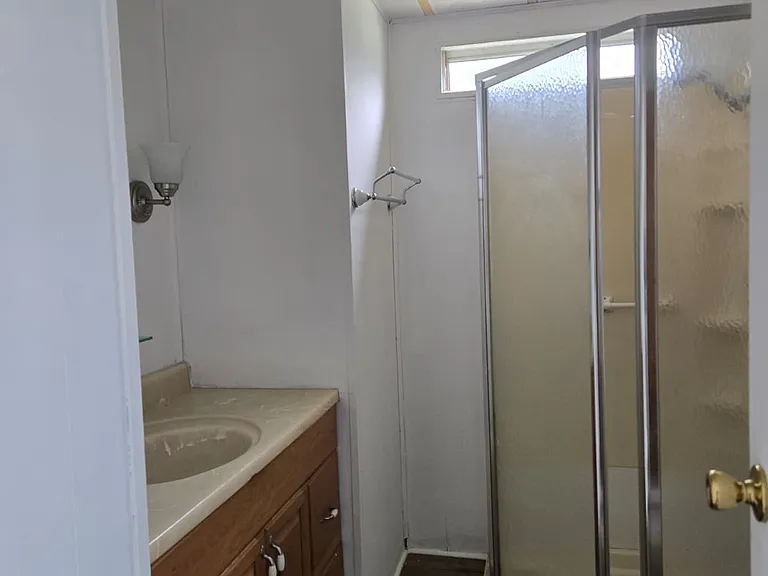 591 Maxanna Ave — Photo 14