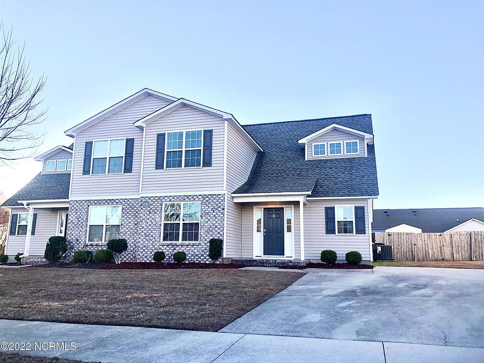 1st image of 2316 Sadler Dr #B