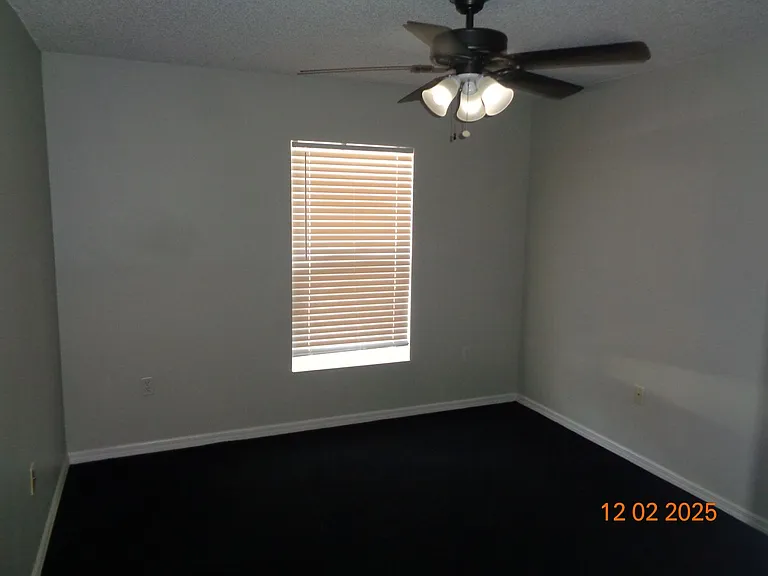 2610 Groveland Ave — Photo 15