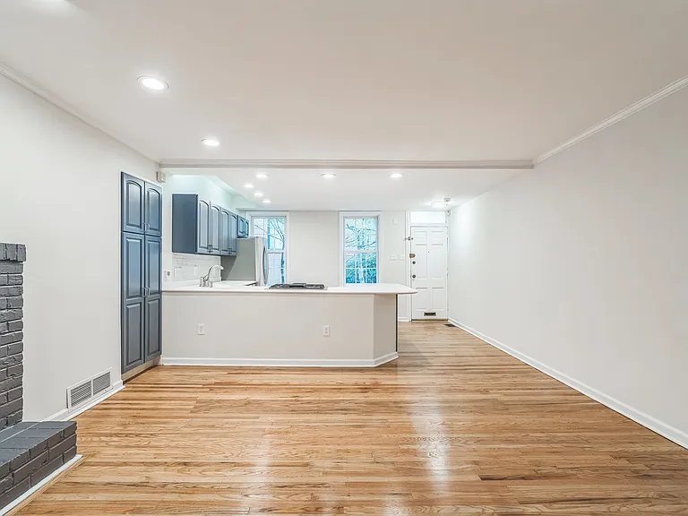1532 Naudain St — Photo 14