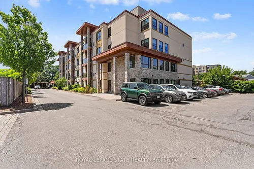 26 Wellington St #402 Photo 1