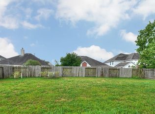 11310 Softbreeze Ct, Pearland, TX 77584