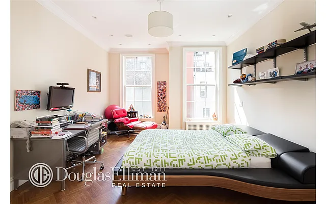 Sold by Douglas Elliman | media 7