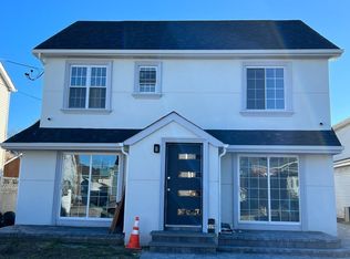 329 Westminster Rd, Cedarhurst, NY 11516