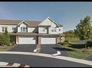 420 Lancaster Dr, Hampshire, IL 60140