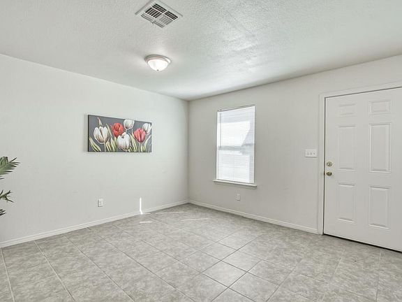 3rd image of 6213 Welch Ave