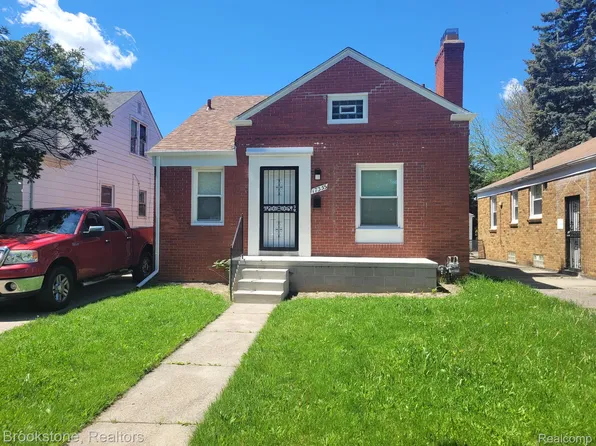 17355 Runyon St, Detroit, MI 48234