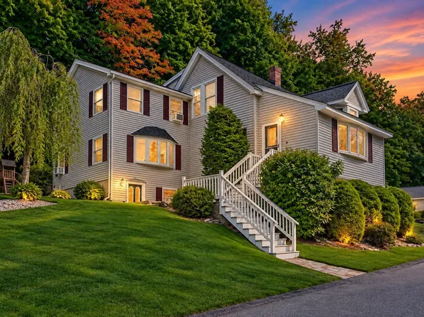 50 Linwood St, Haverhill, MA 01830